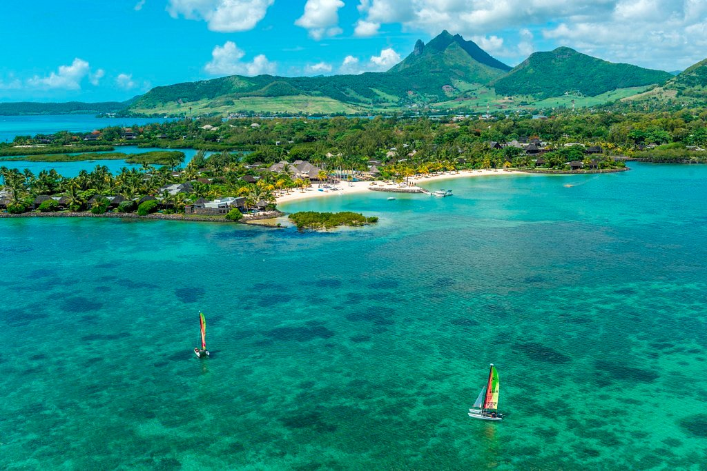 Beau Champ lagoon, Mauritius